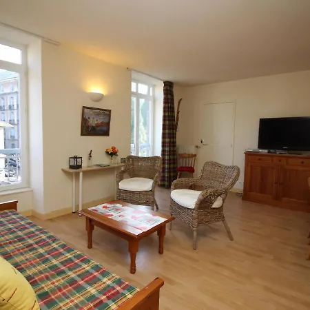 Apartment - T2 Bis En Centre, Parking Inclus - Fr-1-608-53 *